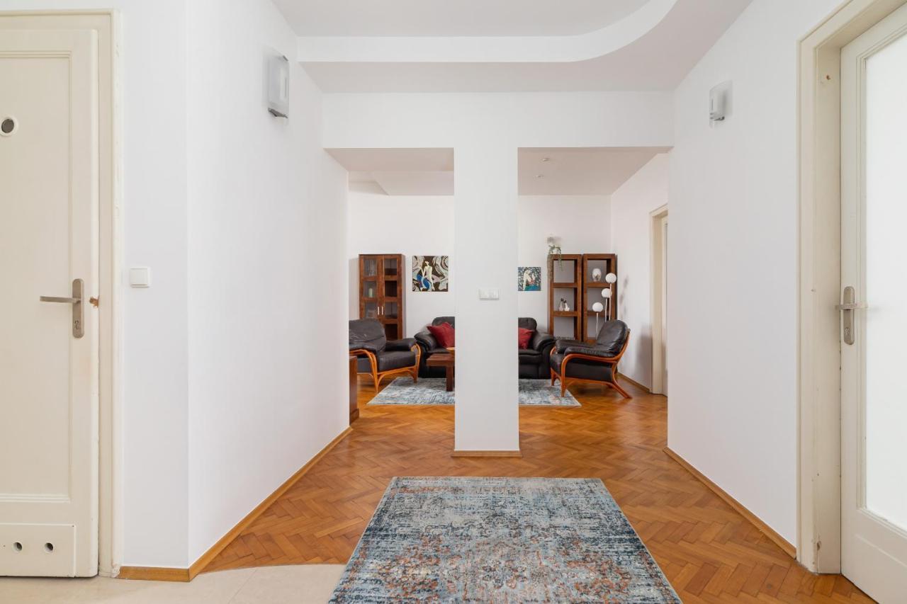 קרקוב Slowacki Avenue Family Apartments Cracow By Noclegi Renters מראה חיצוני תמונה