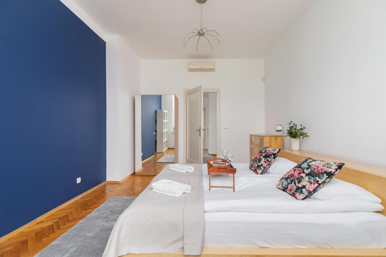 קרקוב Slowacki Avenue Family Apartments Cracow By Noclegi Renters מראה חיצוני תמונה