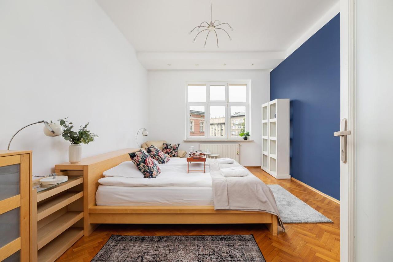 קרקוב Slowacki Avenue Family Apartments Cracow By Noclegi Renters מראה חיצוני תמונה