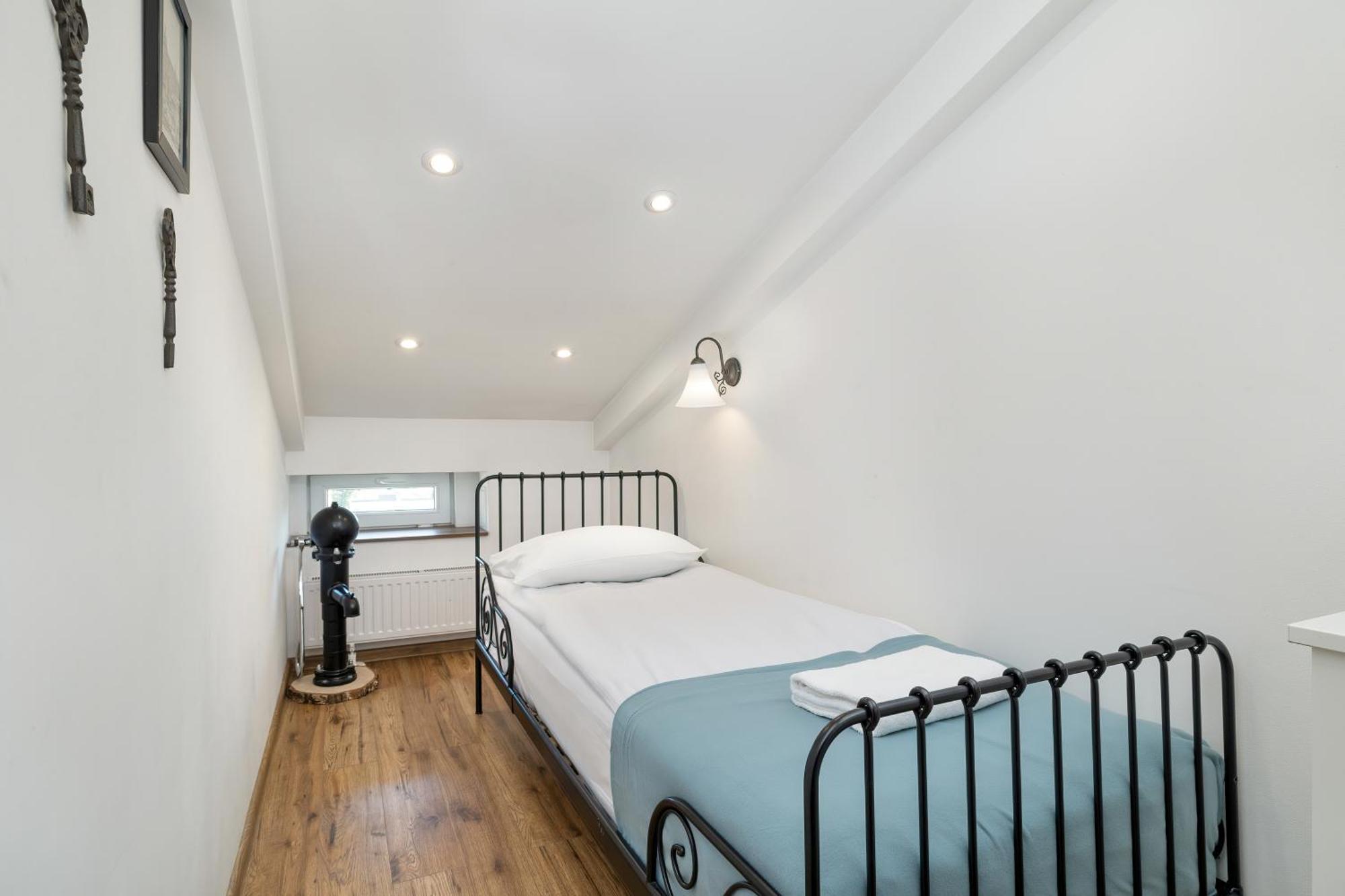 קרקוב Slowacki Avenue Family Apartments Cracow By Noclegi Renters מראה חיצוני תמונה