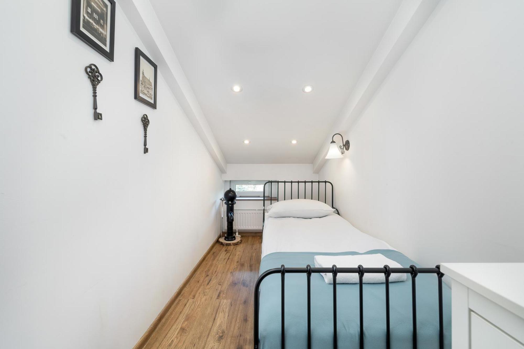 קרקוב Slowacki Avenue Family Apartments Cracow By Noclegi Renters מראה חיצוני תמונה